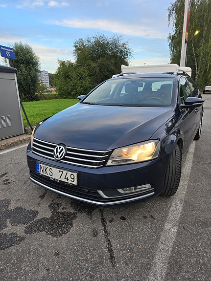 Volkswagen Passat 6 of 15