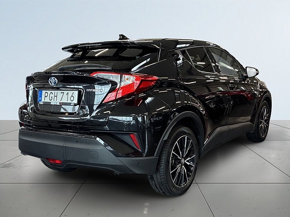 Toyota C-HR 6 of 19