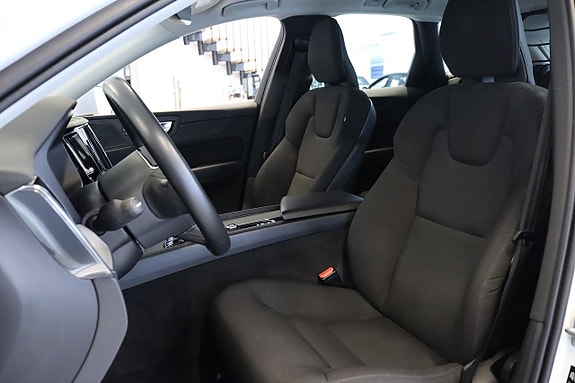 Volvo XC60 15 of 20