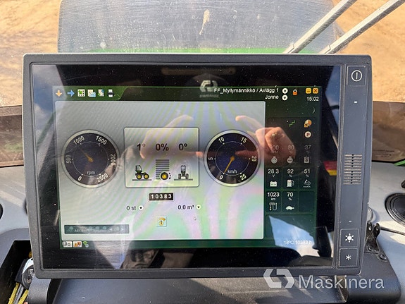 Skotare John Deere 1510G 16 of 27