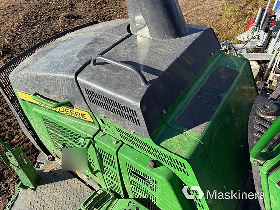 Skotare John Deere 1510G 12 of 27