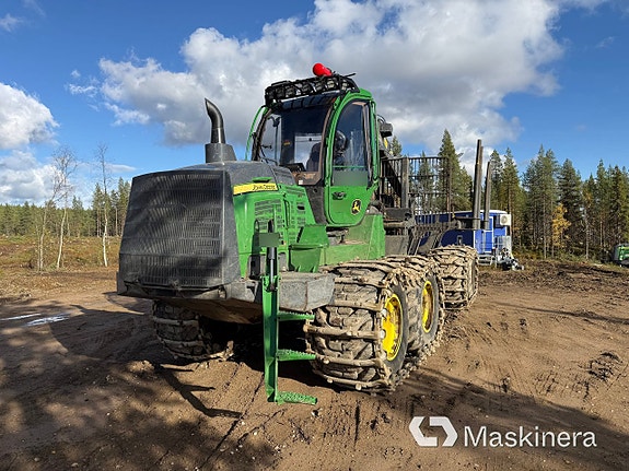 Skotare John Deere 1510G 2 of 27