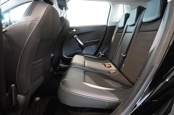 Peugeot 2008 6 of 13