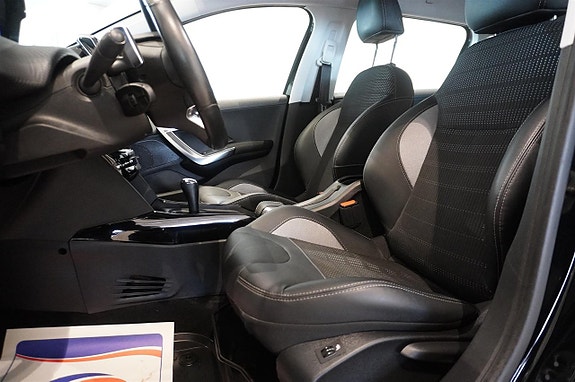 Peugeot 2008 5 of 13