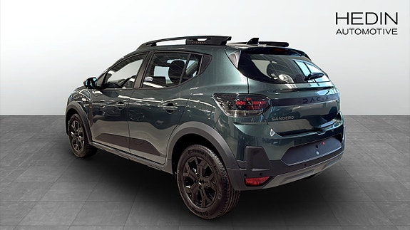 Dacia Sandero Stepway 2 of 22
