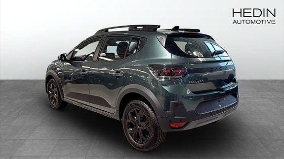 Dacia Sandero Stepway 2 of 22