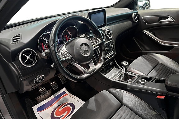 Mercedes-Benz A180 6 of 14