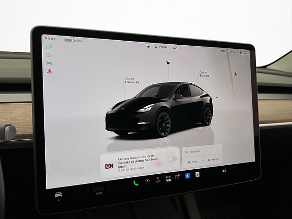 Tesla Model Y 20 of 30