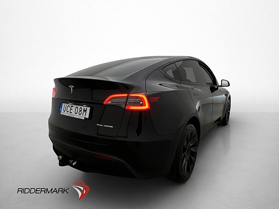 Tesla Model Y 6 of 30