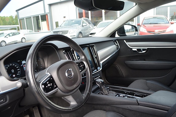 Volvo V90 20 of 24