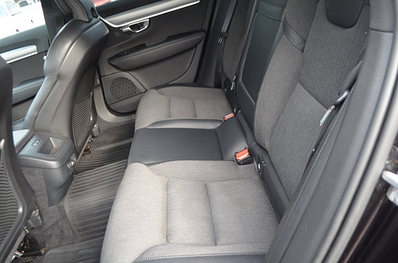 Volvo V90 21 of 24