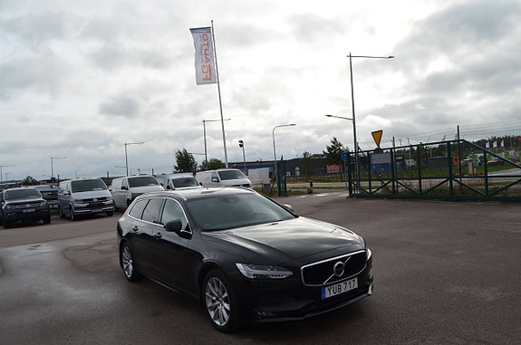 Volvo V90 15 of 24