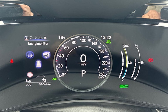 Lexus NX450h+ 14 of 25