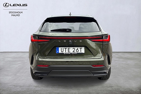 Lexus NX450h+ 4 of 25