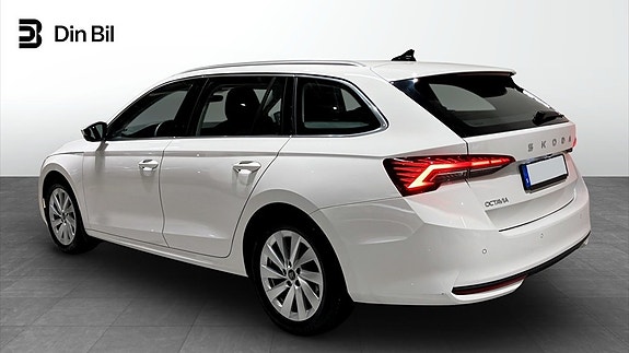 Skoda Octavia 4 of 13