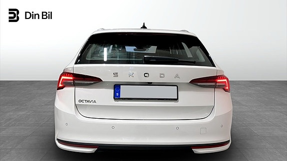 Skoda Octavia 5 of 13