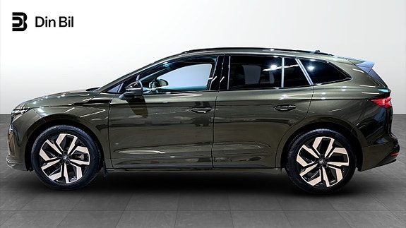 Skoda Enyaq 2 of 24