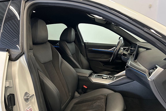 BMW i4 20 of 24