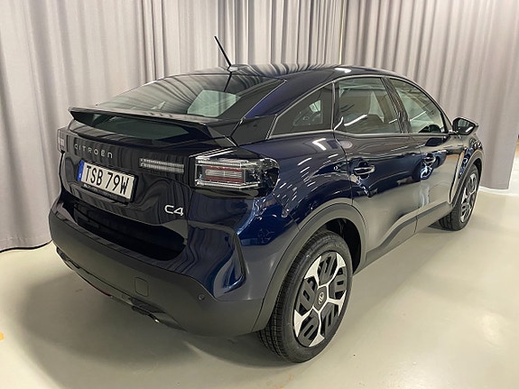 Citroen C4 4 of 12