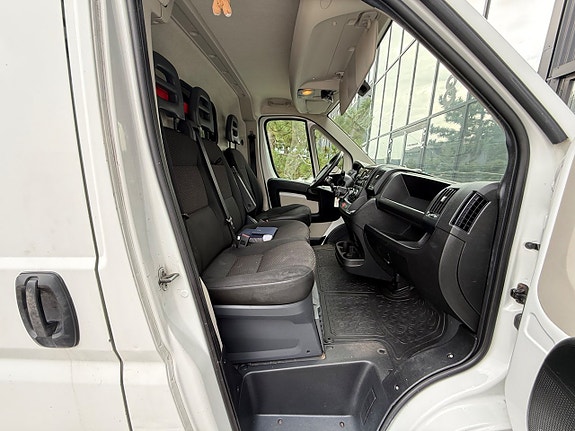 Peugeot Boxer 16 of 17