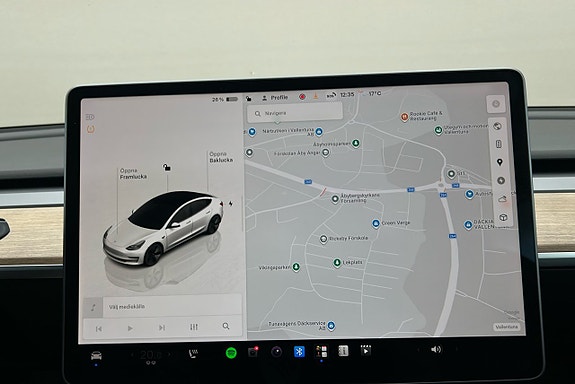 Tesla Model 3 7 of 26