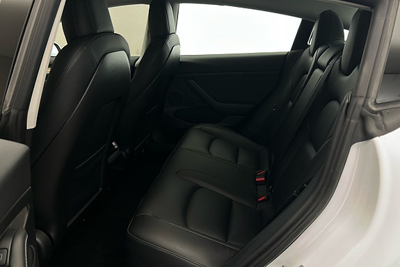 Tesla Model 3 12 of 26