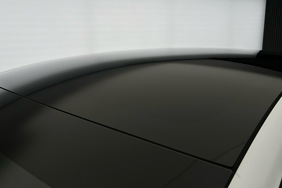 Tesla Model 3 18 of 26