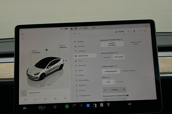 Tesla Model 3 23 of 26