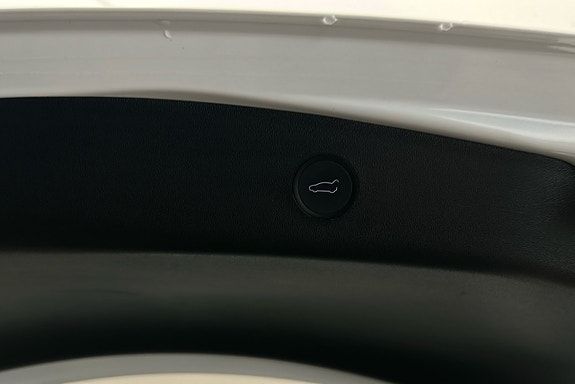 Tesla Model 3 14 of 26