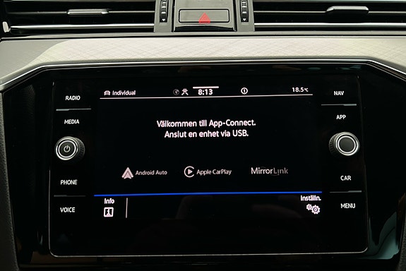 Volkswagen Passat 26 of 29