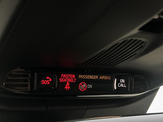Volvo V60 27 of 30