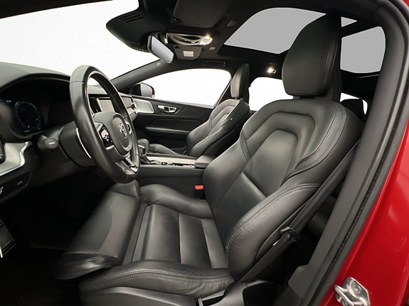 Volvo V60 13 of 30