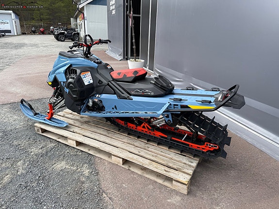 Ski-Doo Freeride Standard 850 E-TEC 146" SHOT *Kampanj* 4 of 5