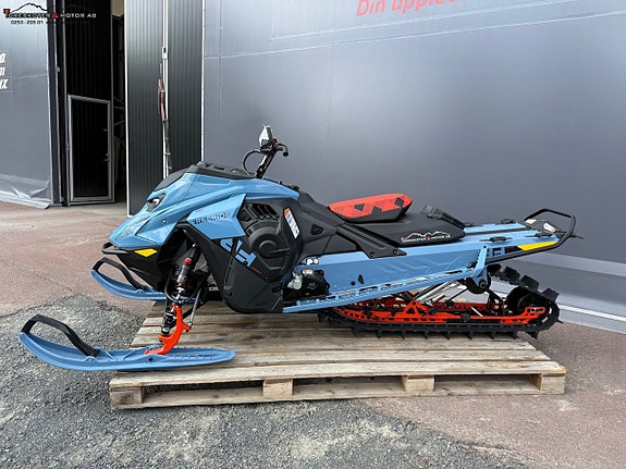 Ski-Doo Freeride Standard 850 E-TEC 146" SHOT *Kampanj* 2 of 5
