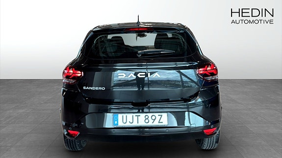 Dacia Sandero 7 of 9