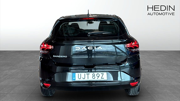 Dacia Sandero 7 of 9