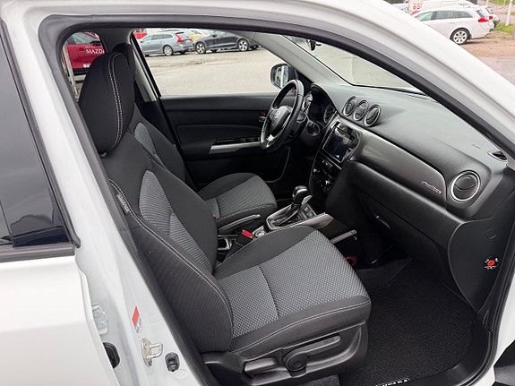Suzuki Vitara 10 of 27