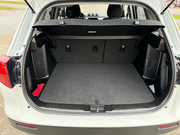 Suzuki Vitara 7 of 27