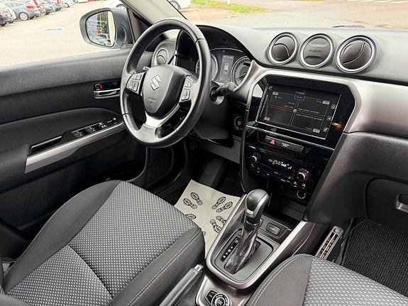 Suzuki Vitara 12 of 27