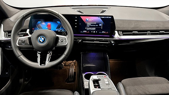 BMW X1 4 of 13