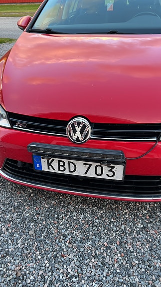 Volkswagen Golf VII 6 of 10