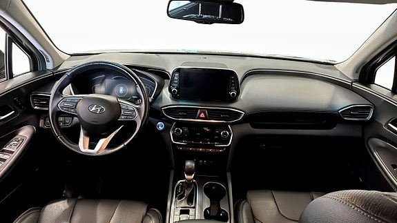 Hyundai Santa Fe 4 of 13