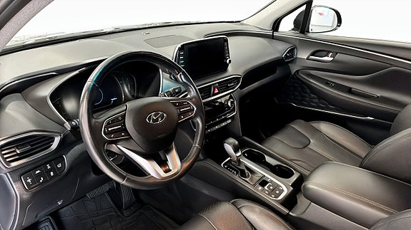Hyundai Santa Fe 12 of 13
