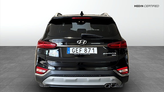 Hyundai Santa Fe 7 of 13