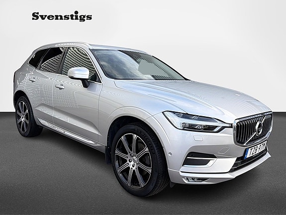 Volvo XC60 2 of 15