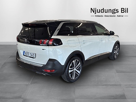 Peugeot 5008 3 of 13