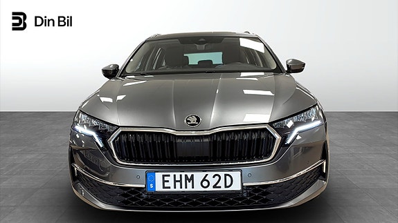 Skoda Octavia 4 of 12