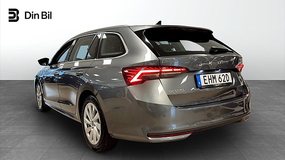 Skoda Octavia 3 of 12