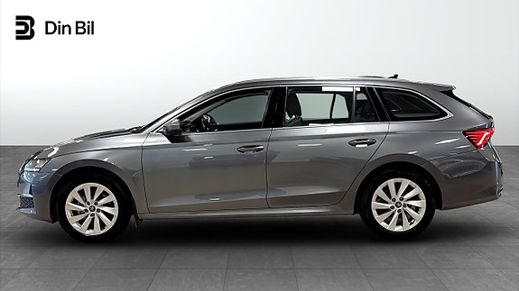 Skoda Octavia 2 of 12