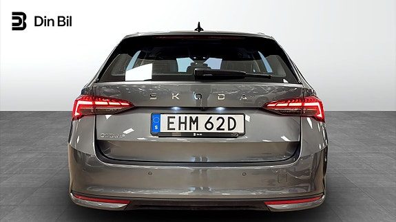 Skoda Octavia 5 of 12